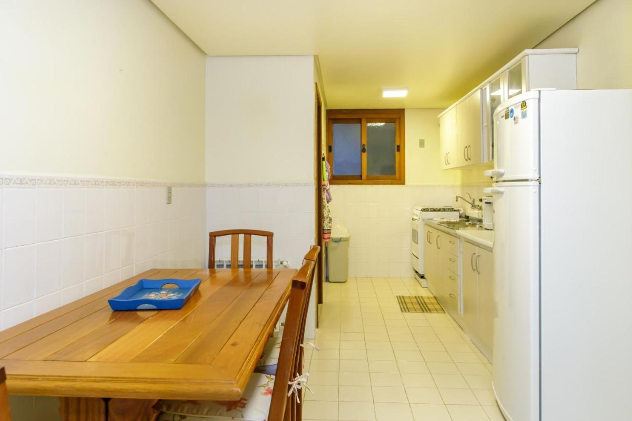 Apartamento Amplo E Aconchegante Na Av Das Hortencias No Centro De Gramado Exterior photo