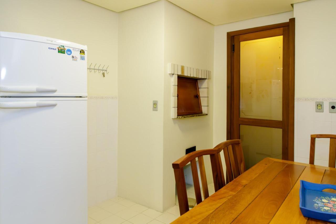 Apartamento Amplo E Aconchegante Na Av Das Hortencias No Centro De Gramado Exterior photo