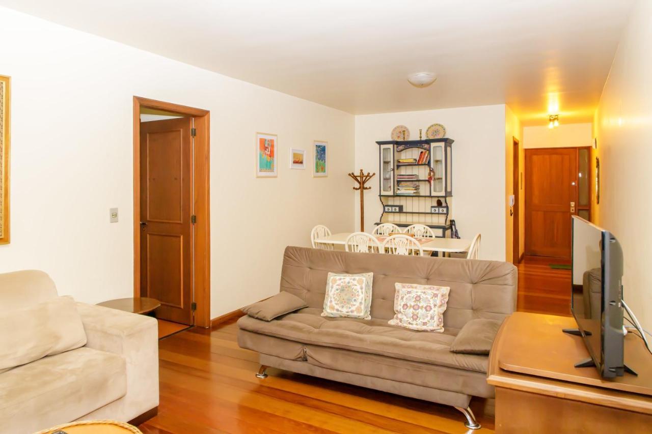 Apartamento Amplo E Aconchegante Na Av Das Hortencias No Centro De Gramado Exterior photo