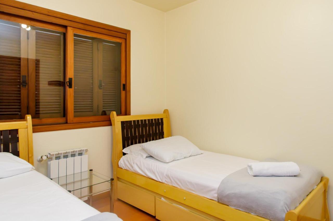 Apartamento Amplo E Aconchegante Na Av Das Hortencias No Centro De Gramado Exterior photo